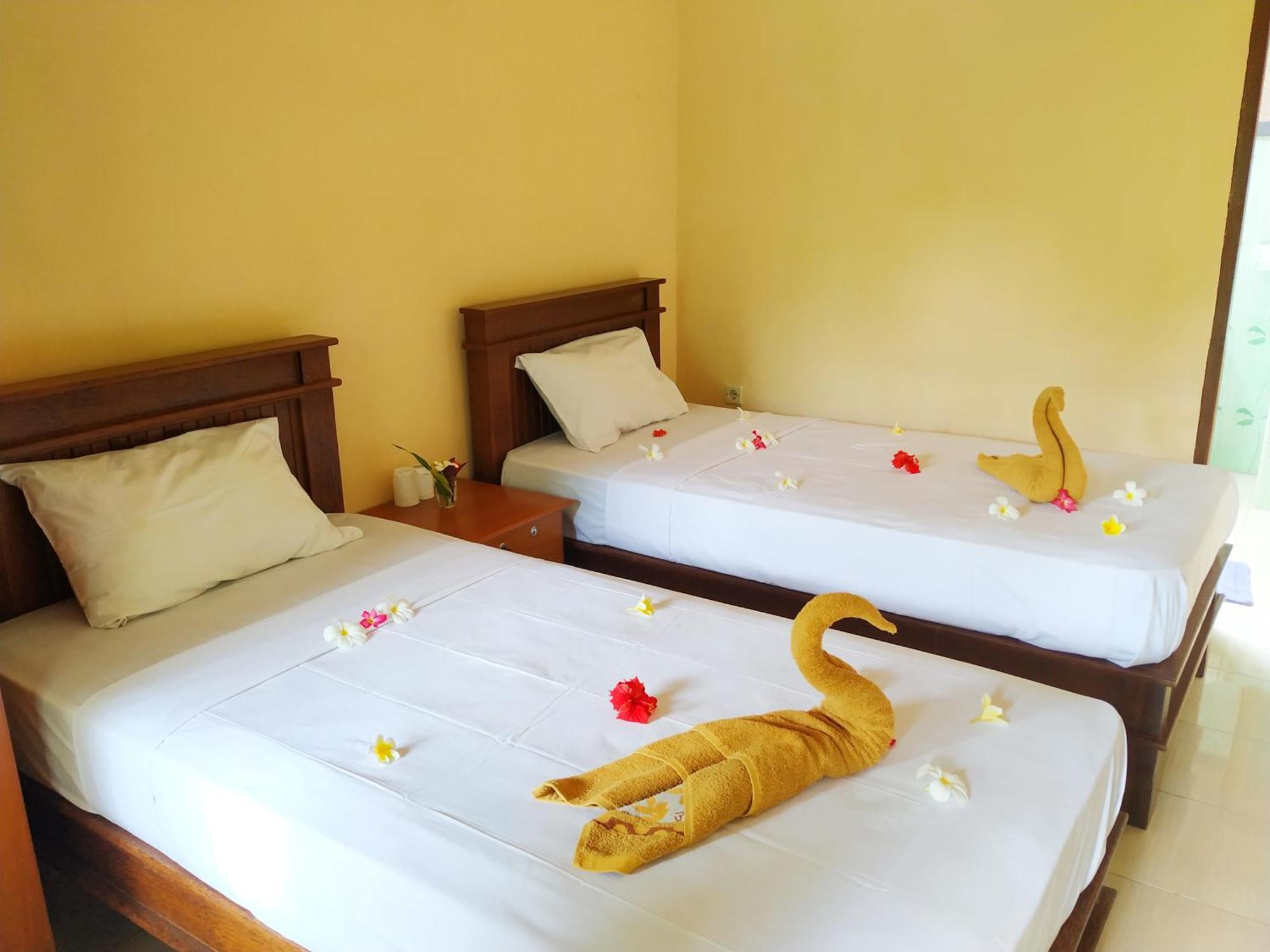 Asih Homestay Pemuteran Esterno foto