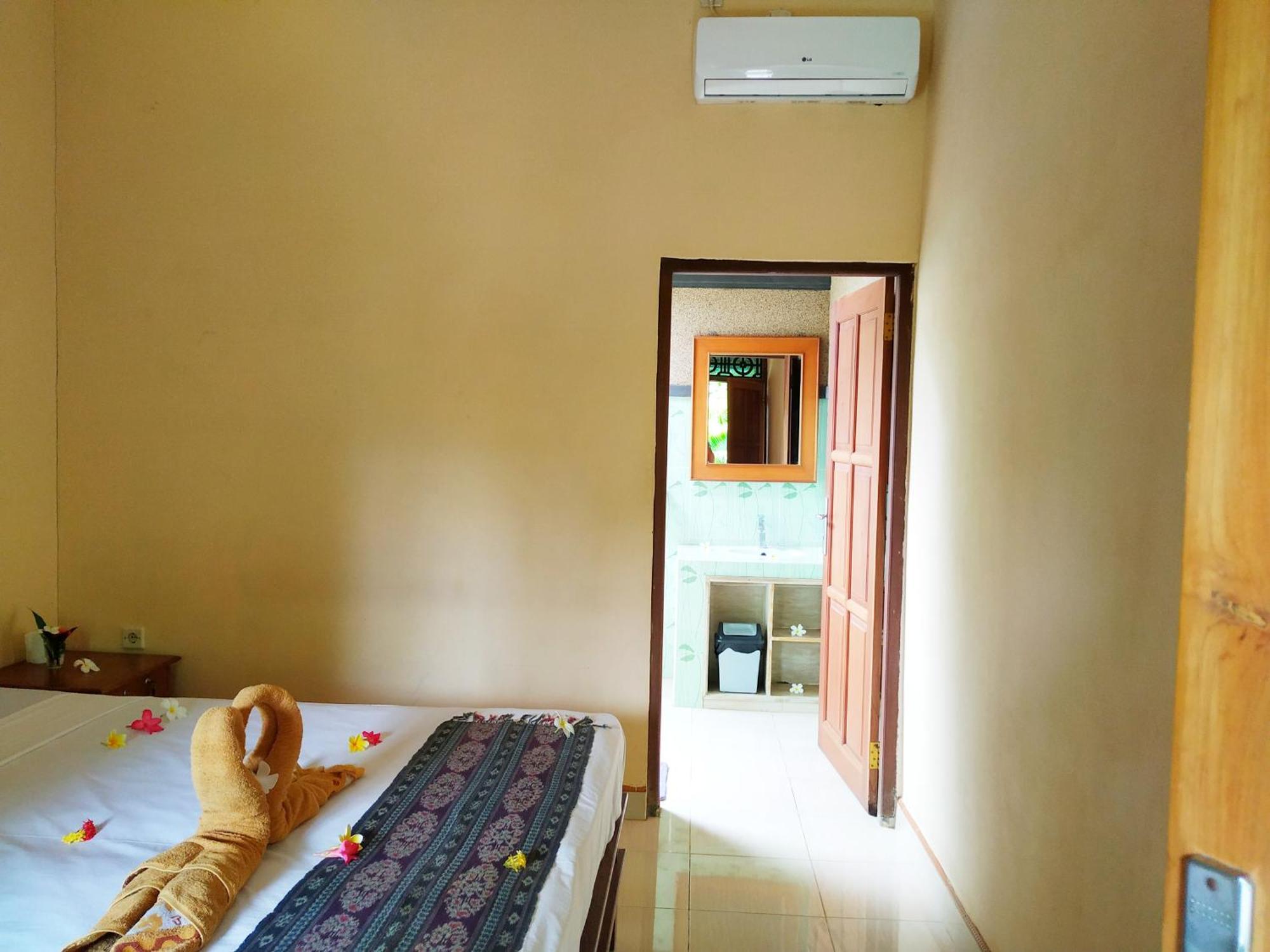 Asih Homestay Pemuteran Esterno foto