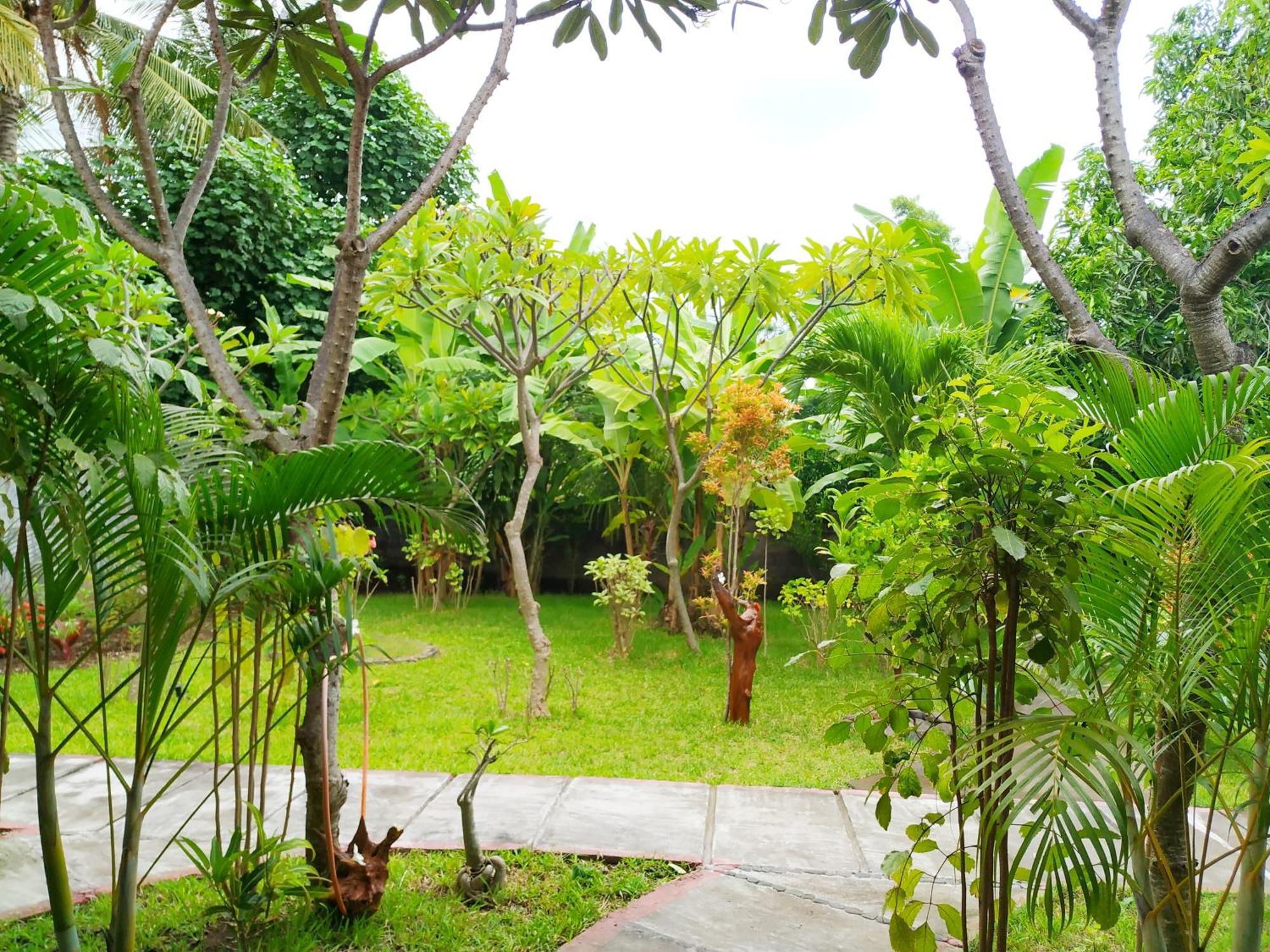 Asih Homestay Pemuteran Esterno foto